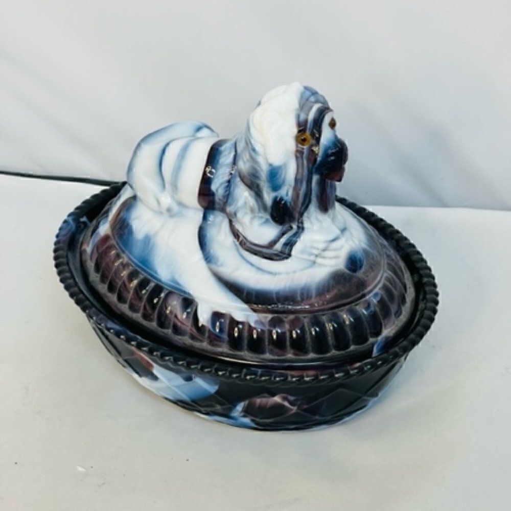 Rare Vintage Westmoreland Slag Glass Purple Blue Marble Lion in Basket Excellent